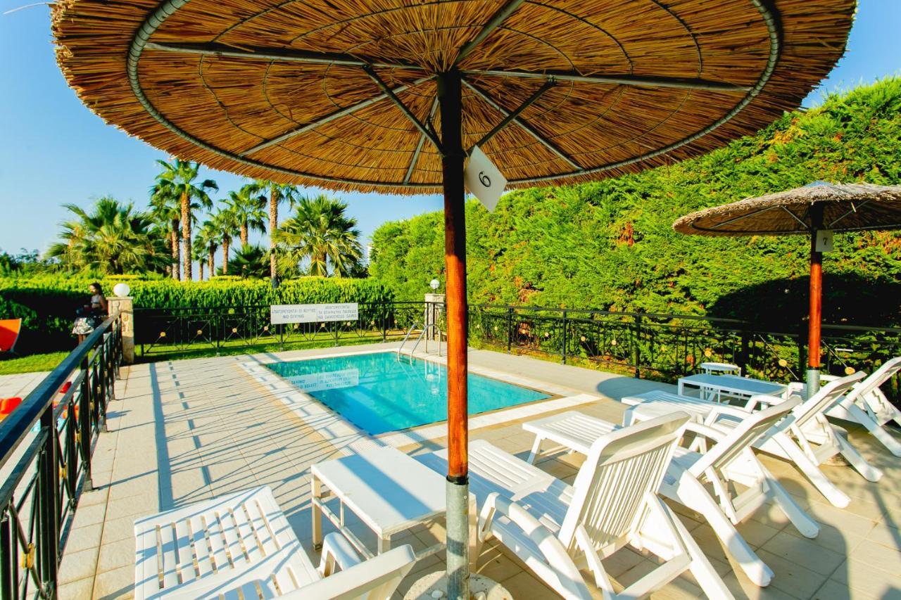Golden Residence Family Resort Pefkochori Luaran gambar