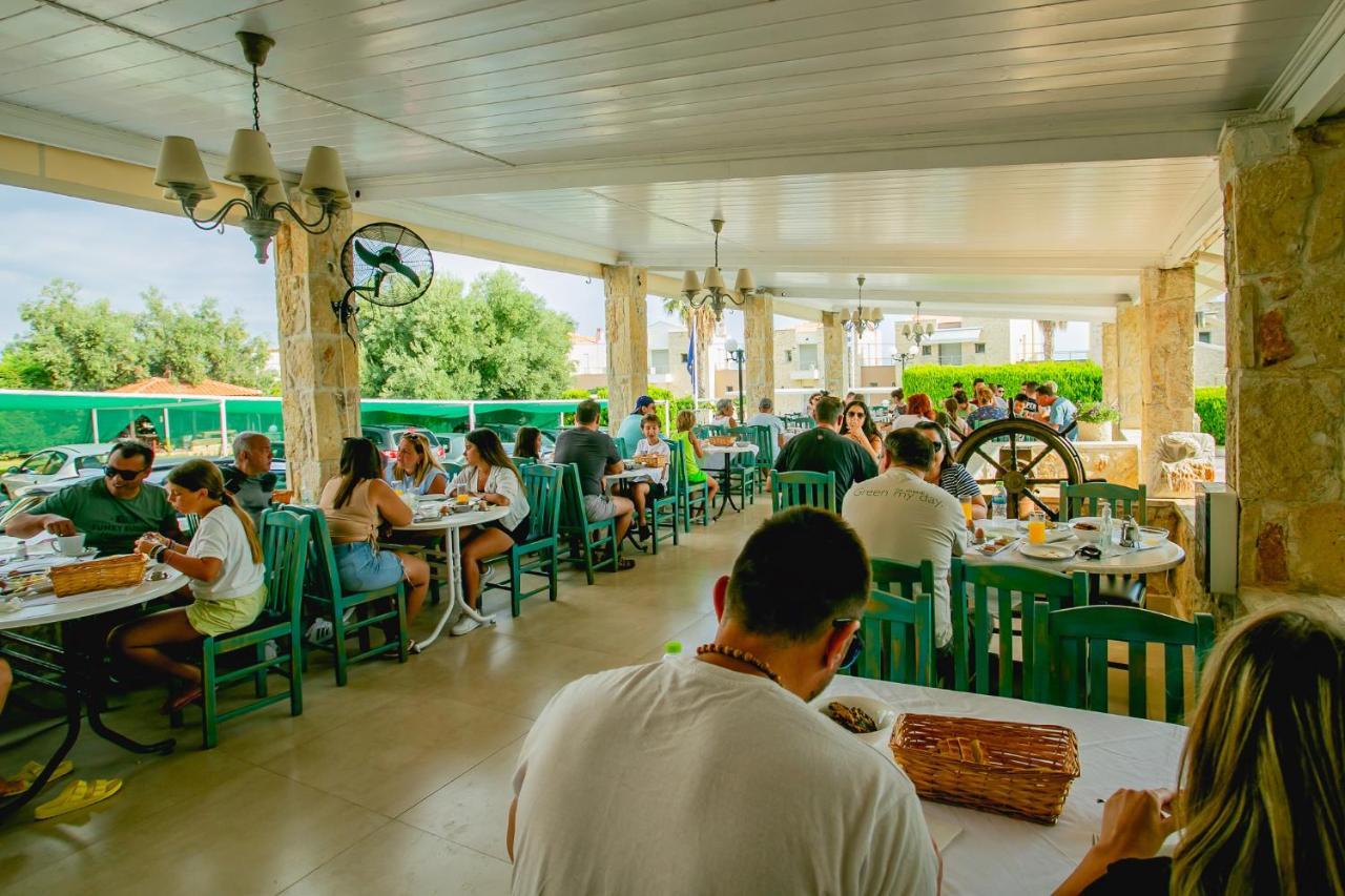 Golden Residence Family Resort Pefkochori Luaran gambar