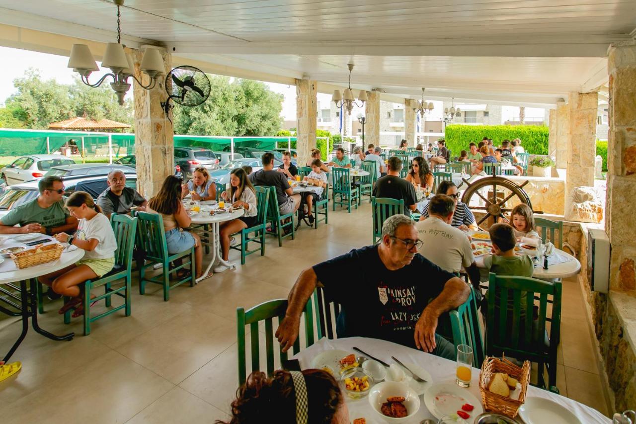 Golden Residence Family Resort Pefkochori Luaran gambar
