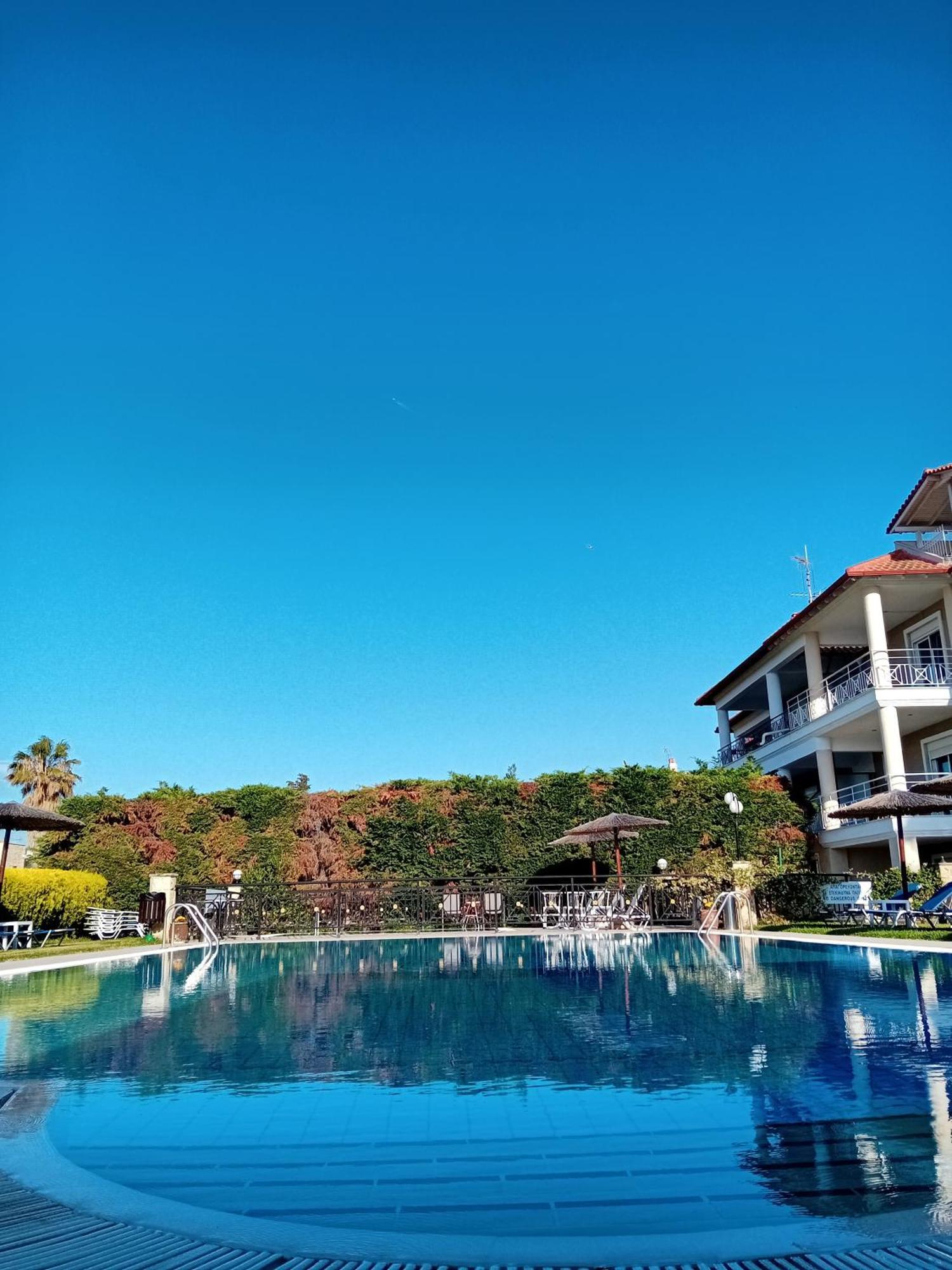 Golden Residence Family Resort Pefkochori Luaran gambar