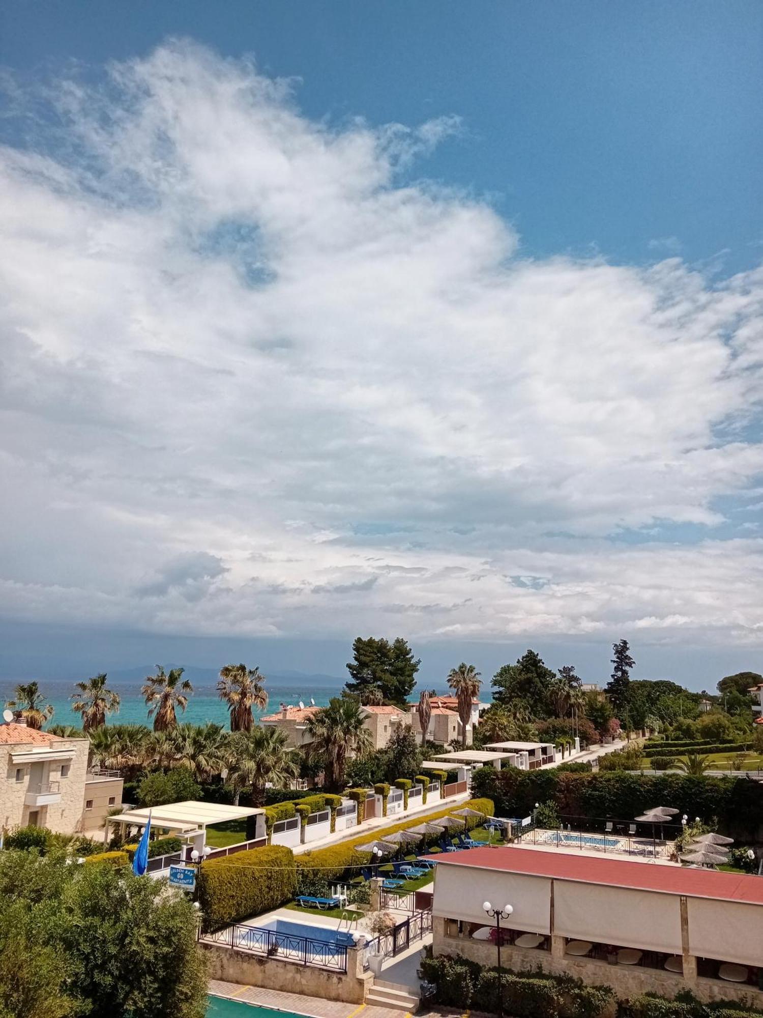 Golden Residence Family Resort Pefkochori Luaran gambar