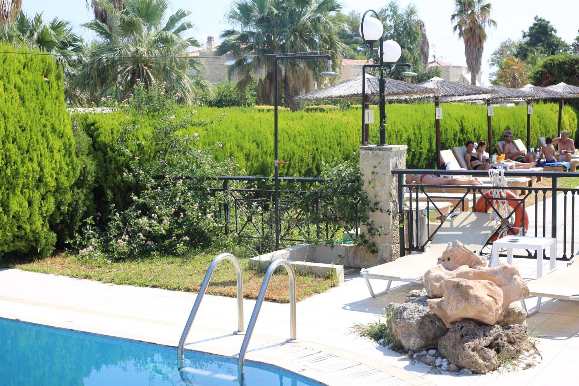 Golden Residence Family Resort Pefkochori Luaran gambar