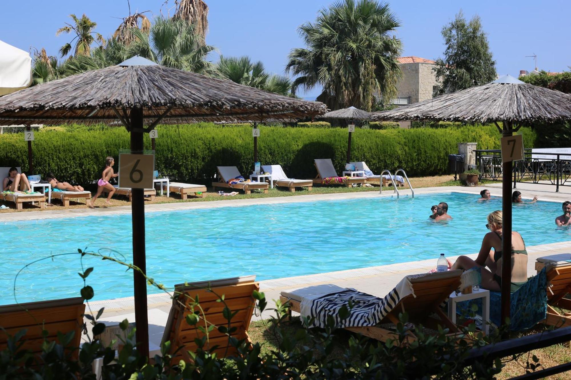 Golden Residence Family Resort Pefkochori Luaran gambar