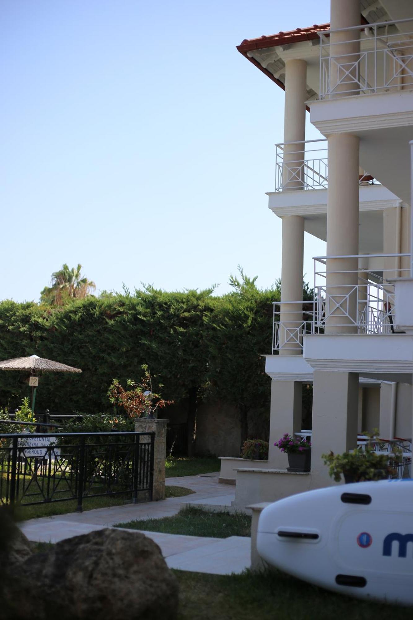 Golden Residence Family Resort Pefkochori Luaran gambar